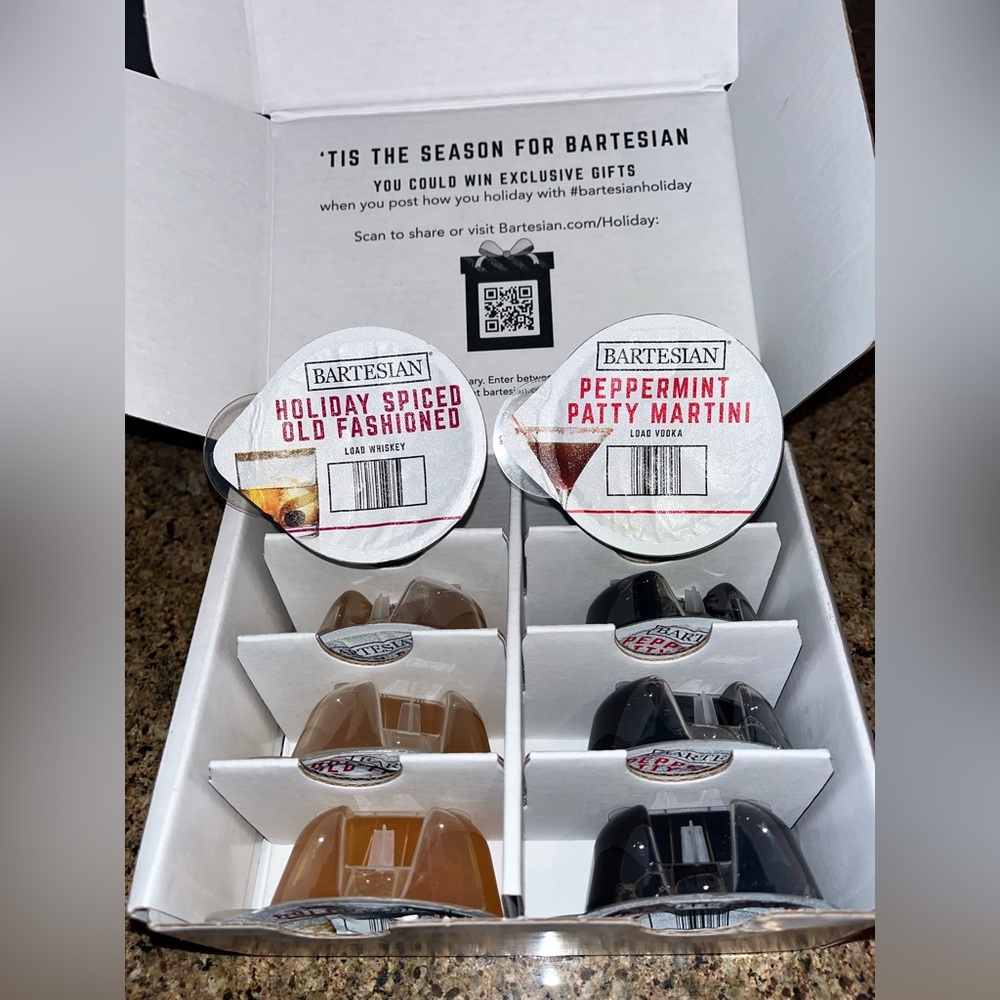 Bartesian Pods (Capsules). 4 Holiday Spiced Old Fashioned and 4 Peppermint Patty